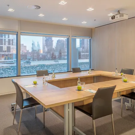 Ξενοδοχείο Innside By Melia 4*