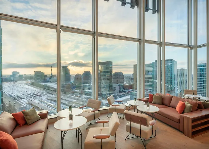 ホテル Innside By Melia 4*